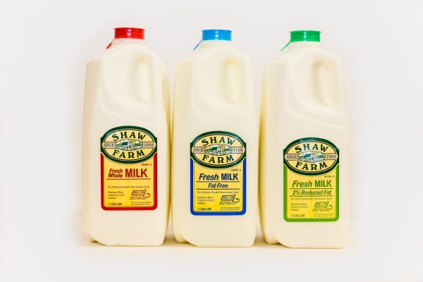 Shaw Farm - Fat Free Milk, half-gallon plastic Fashion